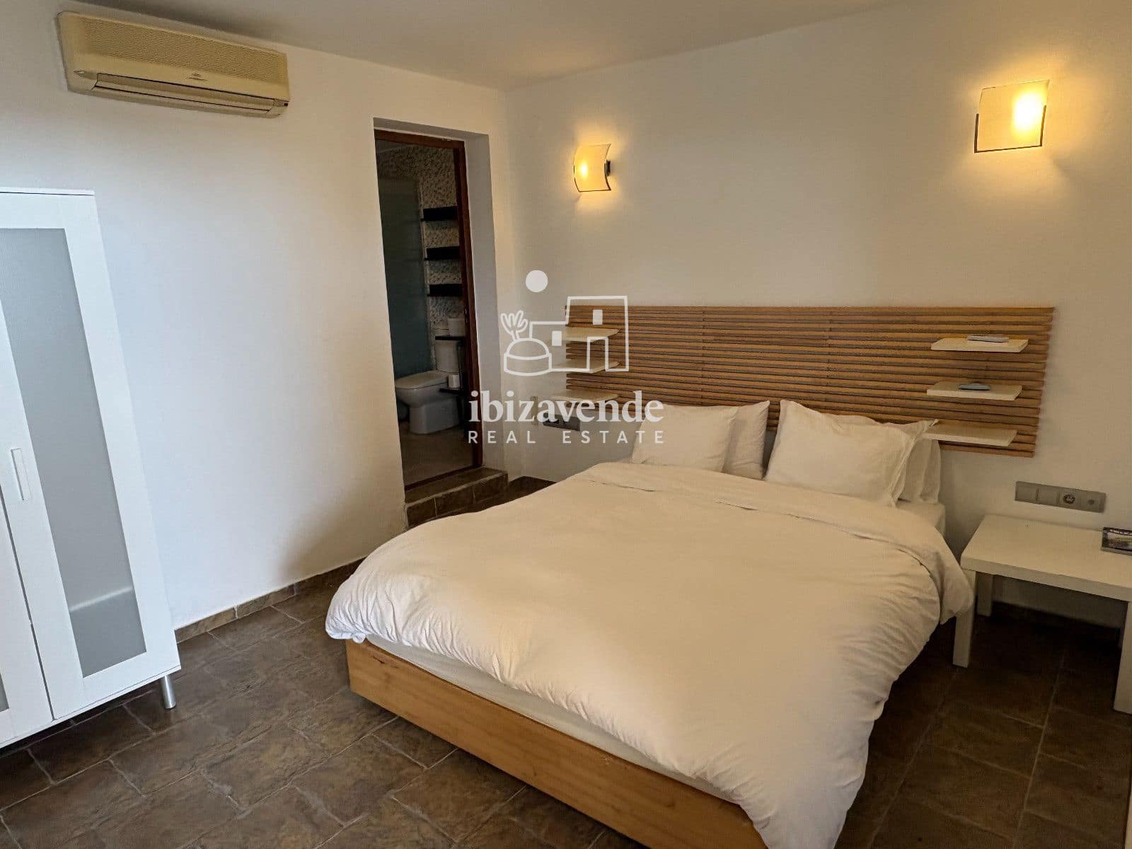 5 Zimmer Villa zu vermieten in La Siesta mit Pool - 15.000 € (Ref: 9841806)