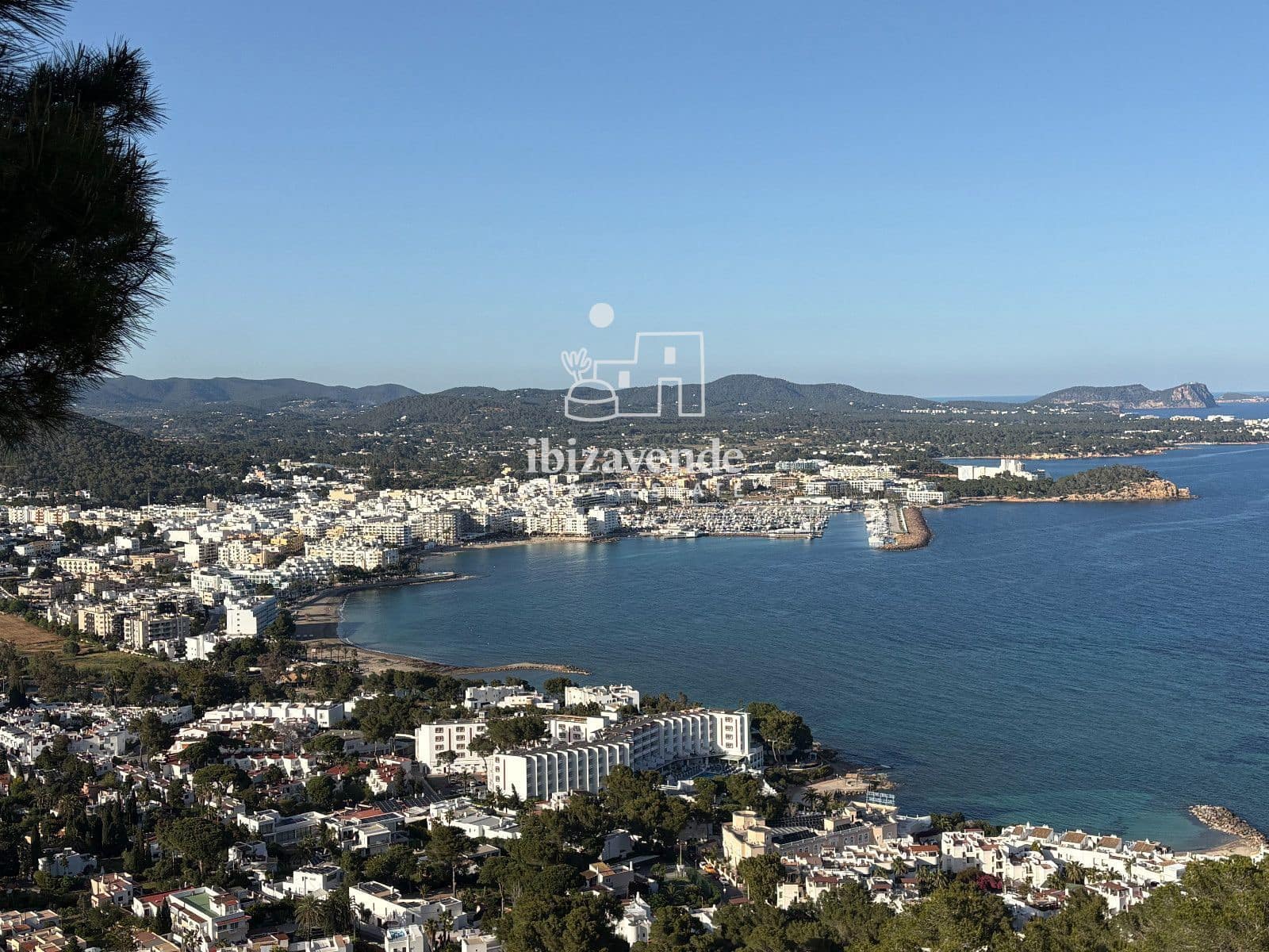5 Zimmer Villa zu vermieten in La Siesta mit Pool - 15.000 € (Ref: 9841806)