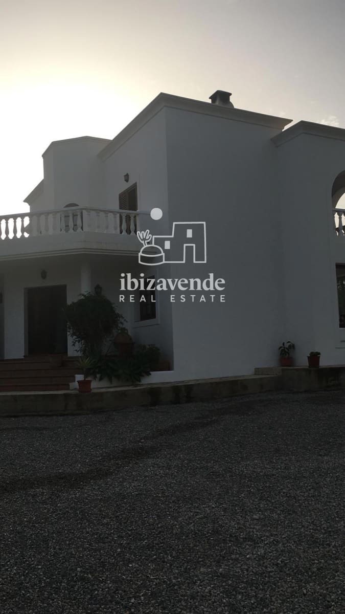 4 Zimmer Villa zu vermieten in Cala Llonga mit Pool Garage - 5.500 € (Ref: 9848074)