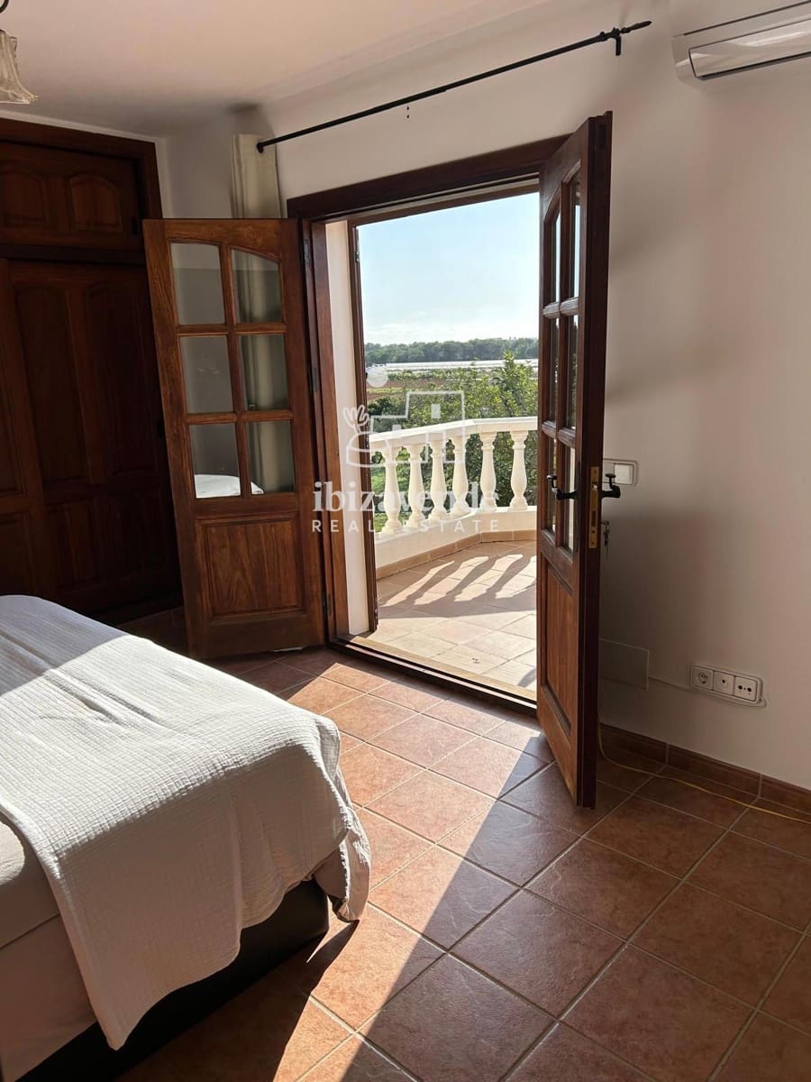 4 Zimmer Villa zu vermieten in Cala Llonga mit Pool Garage - 5.500 € (Ref: 9848074)