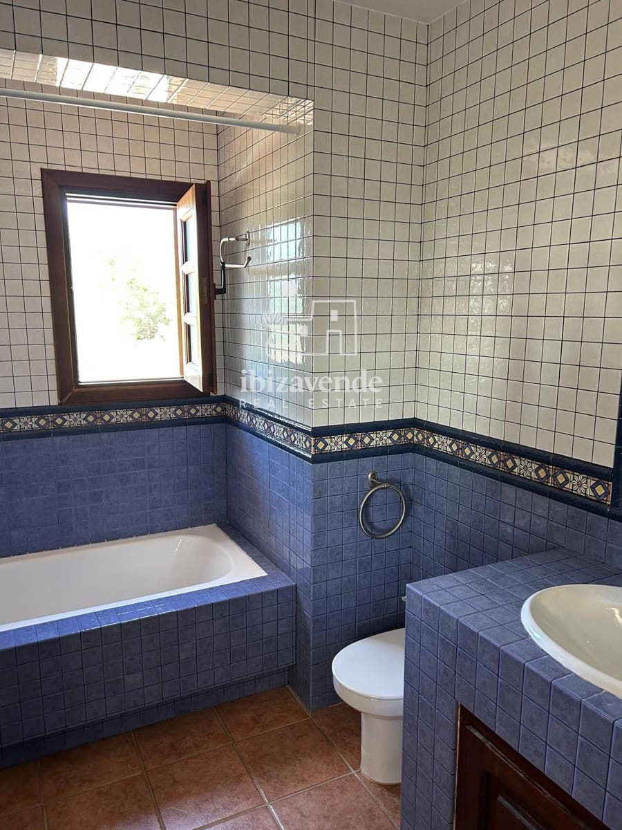4 Zimmer Villa zu vermieten in Cala Llonga mit Pool Garage - 5.500 € (Ref: 9848074)