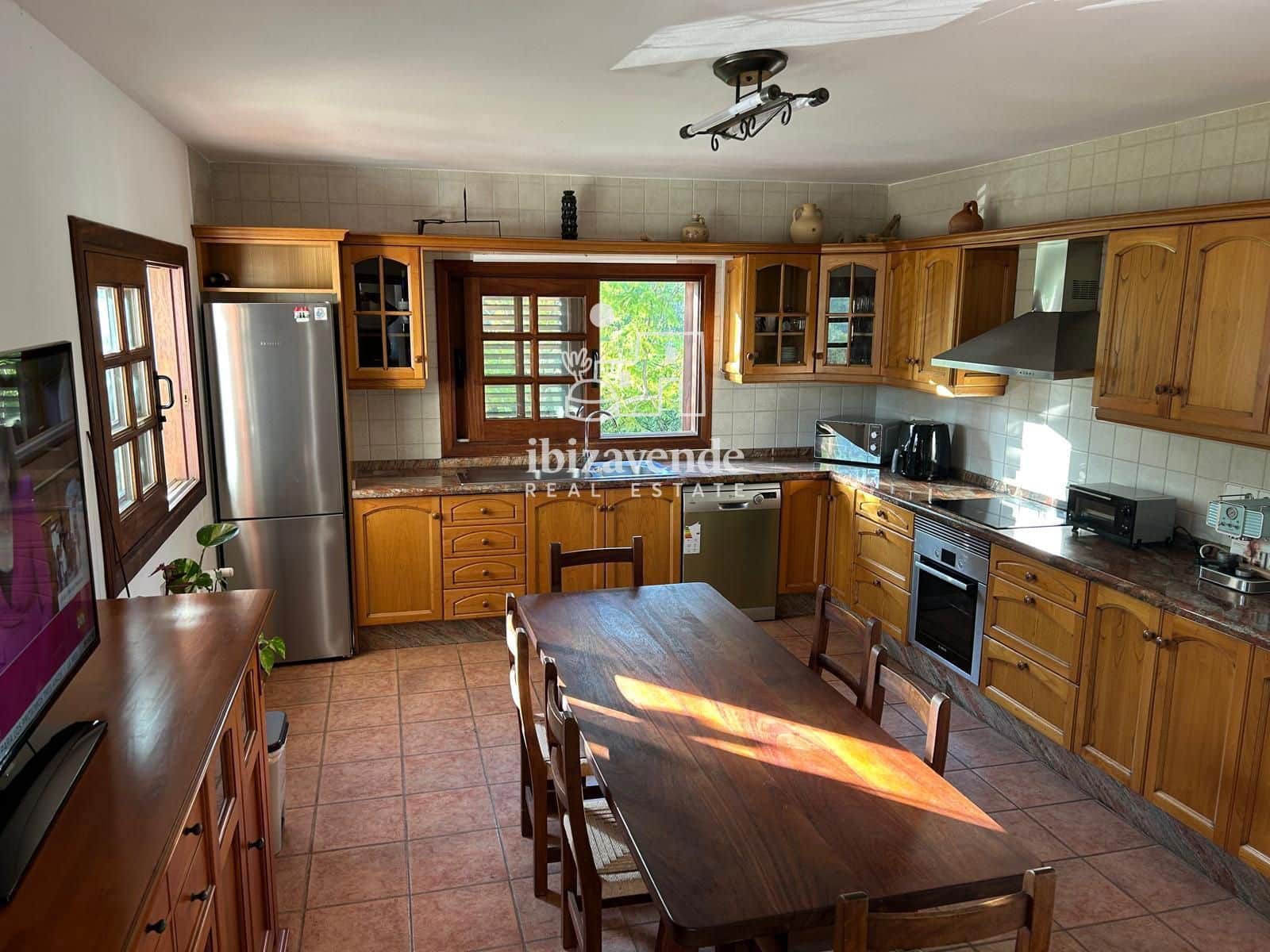 4 Zimmer Villa zu vermieten in Cala Llonga mit Pool Garage - 5.500 € (Ref: 9848074)