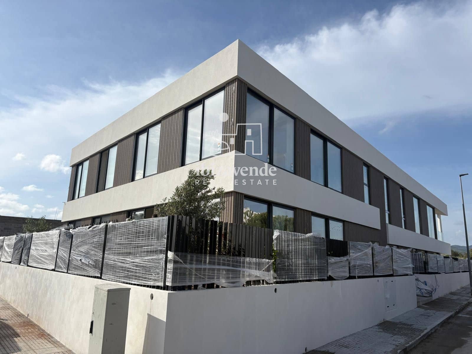 14 bedroom Restaurant/Bar for rent in Sant Antoni de Portmany - € 10,560 (Ref: 9848075)