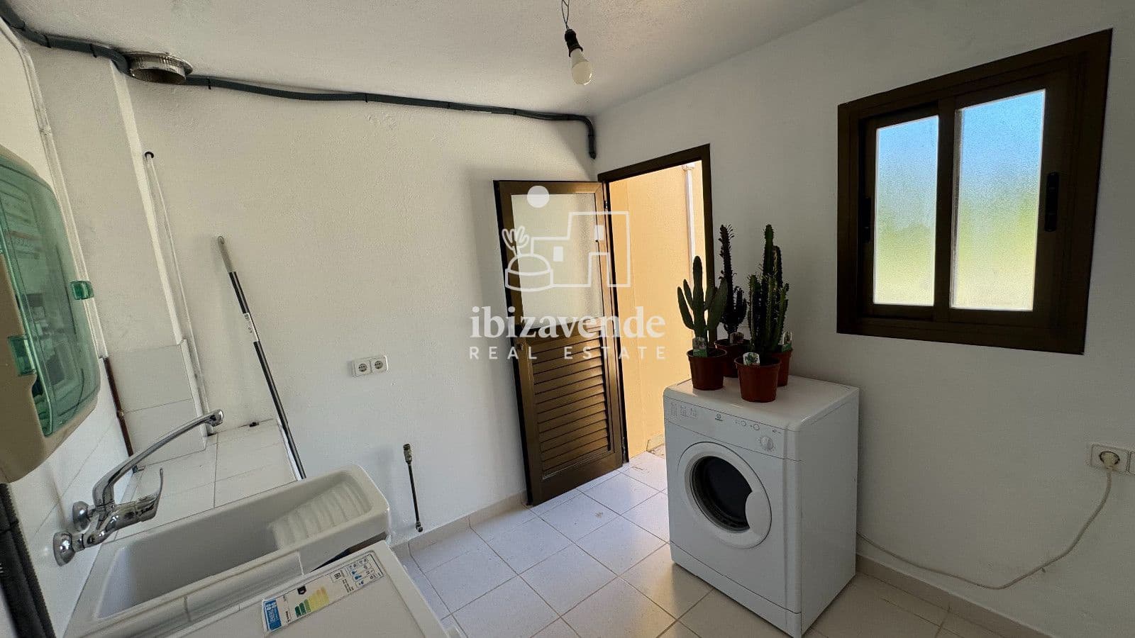 4 bedroom Villa for rent in San Jose / Sant Josep de Sa Talaia with garage - € 3,300 (Ref: 9848295)