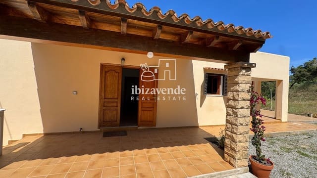 4 bedroom Villa for rent in San Jose / Sant Josep de Sa Talaia with garage - € 3,300 (Ref: 9848295)
