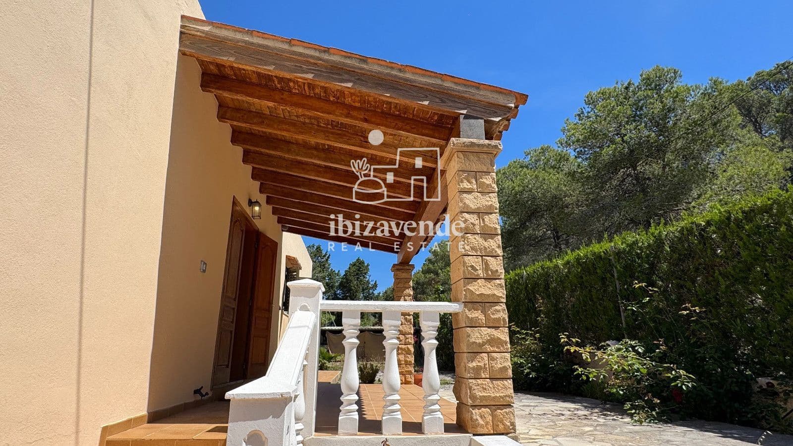 4 bedroom Villa for rent in San Jose / Sant Josep de Sa Talaia with garage - € 3,300 (Ref: 9848295)