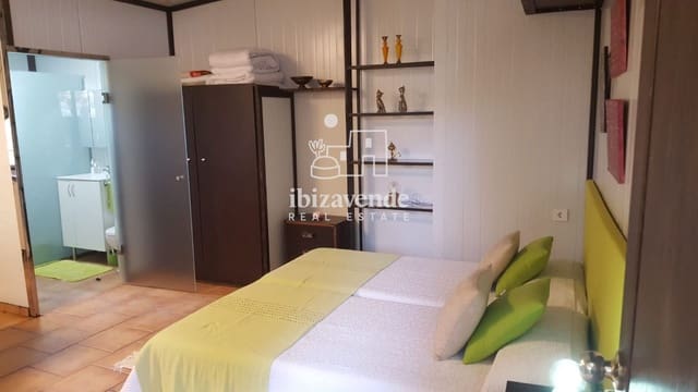 1 bedroom Villa for rent in Sant Joan de Labritja - € 1,400 (Ref: 9848296)