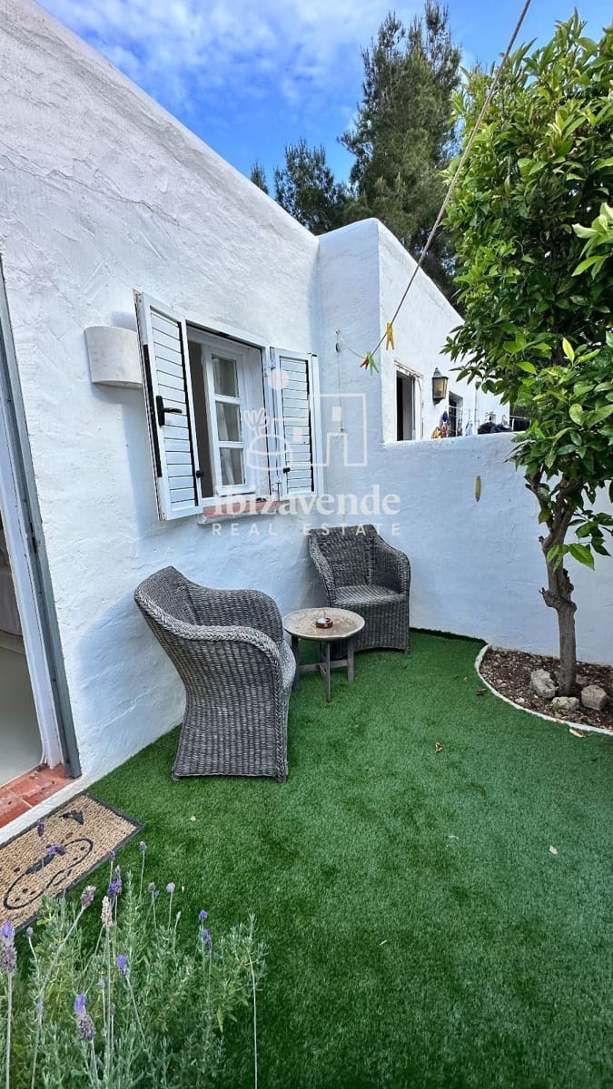 2 bedroom Flat for rent in Cala Llonga with pool garage - € 4,500 (Ref: 9849836)