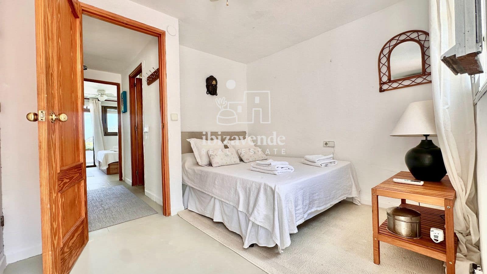 2 bedroom Flat for rent in Cala Llonga with pool garage - € 4,500 (Ref: 9849836)