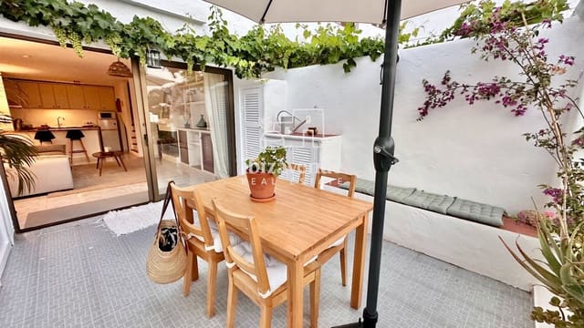 2 bedroom Flat for rent in Cala Llonga, Santa Eulalia / Santa Eularia with pool garage - € 4,500 (Ref: 9849836)