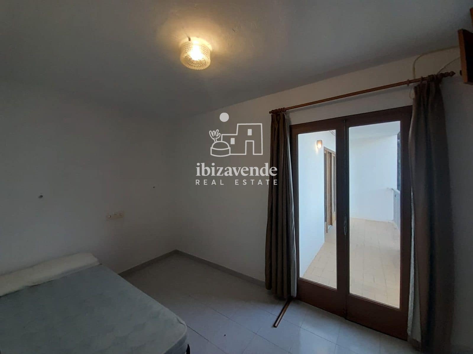 2 bedroom Flat for rent in Portinax - € 1,800 (Ref: 9854393)