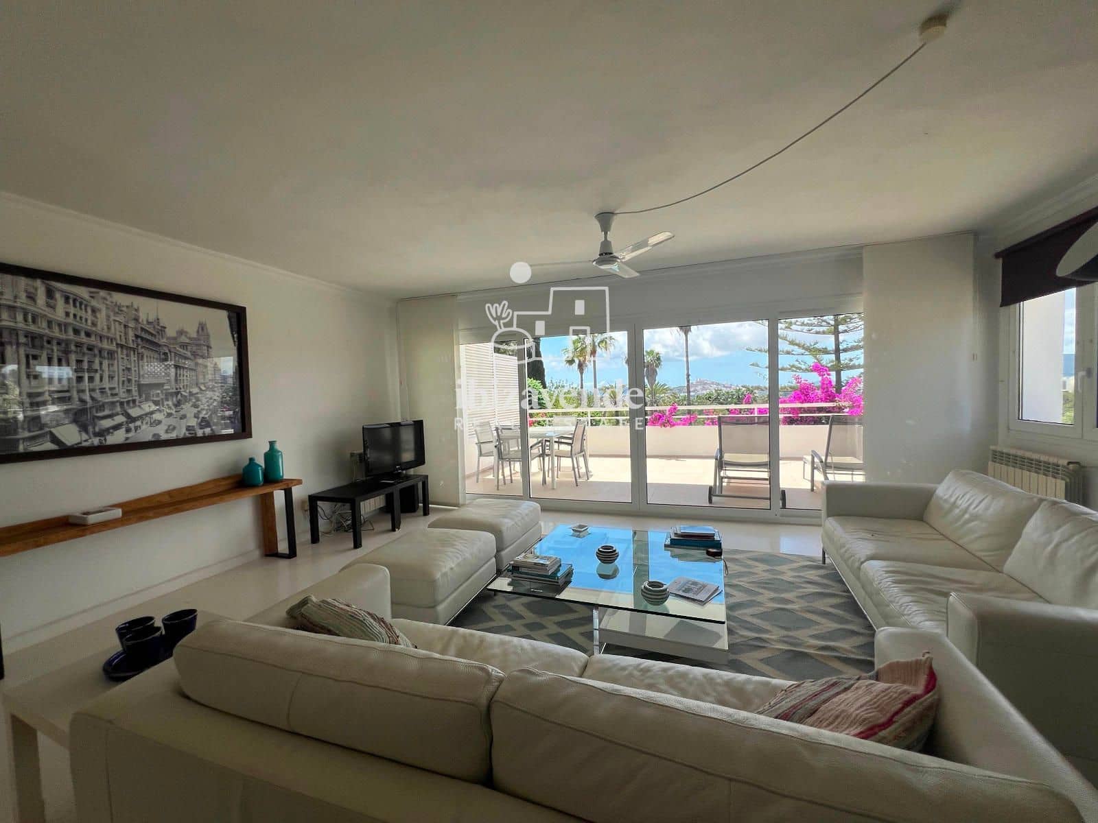 4 bedroom Villa for sale in Nuestra Senora de Jesus with pool garage - € 2,700,000 (Ref: 9860578)