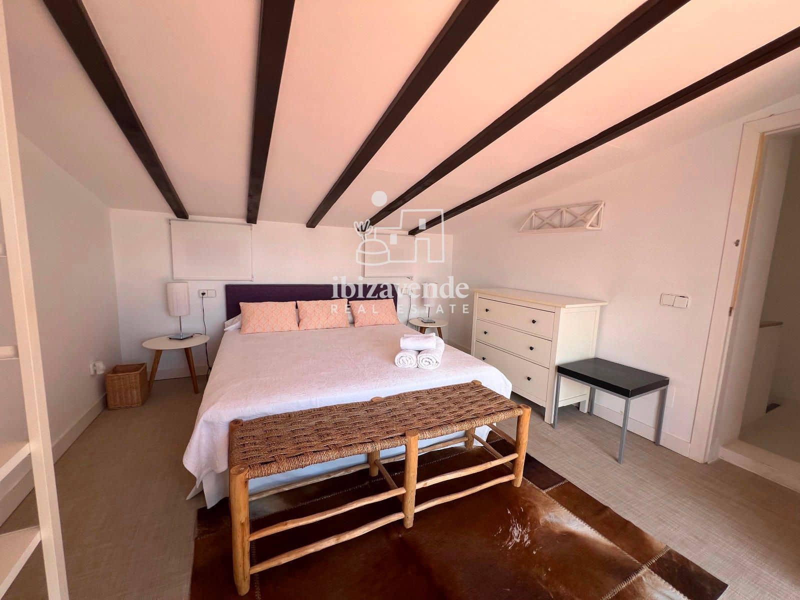 4 bedroom Villa for sale in Nuestra Senora de Jesus with pool garage - € 2,700,000 (Ref: 9860578)