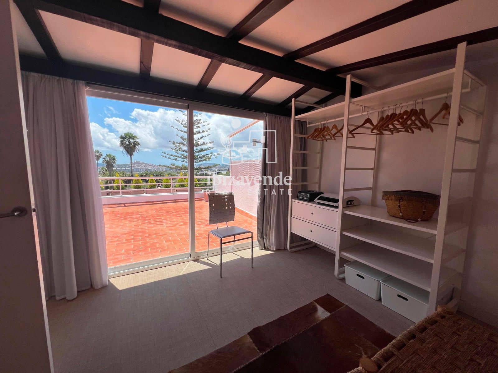 4 bedroom Villa for sale in Nuestra Senora de Jesus with pool garage - € 2,700,000 (Ref: 9860578)