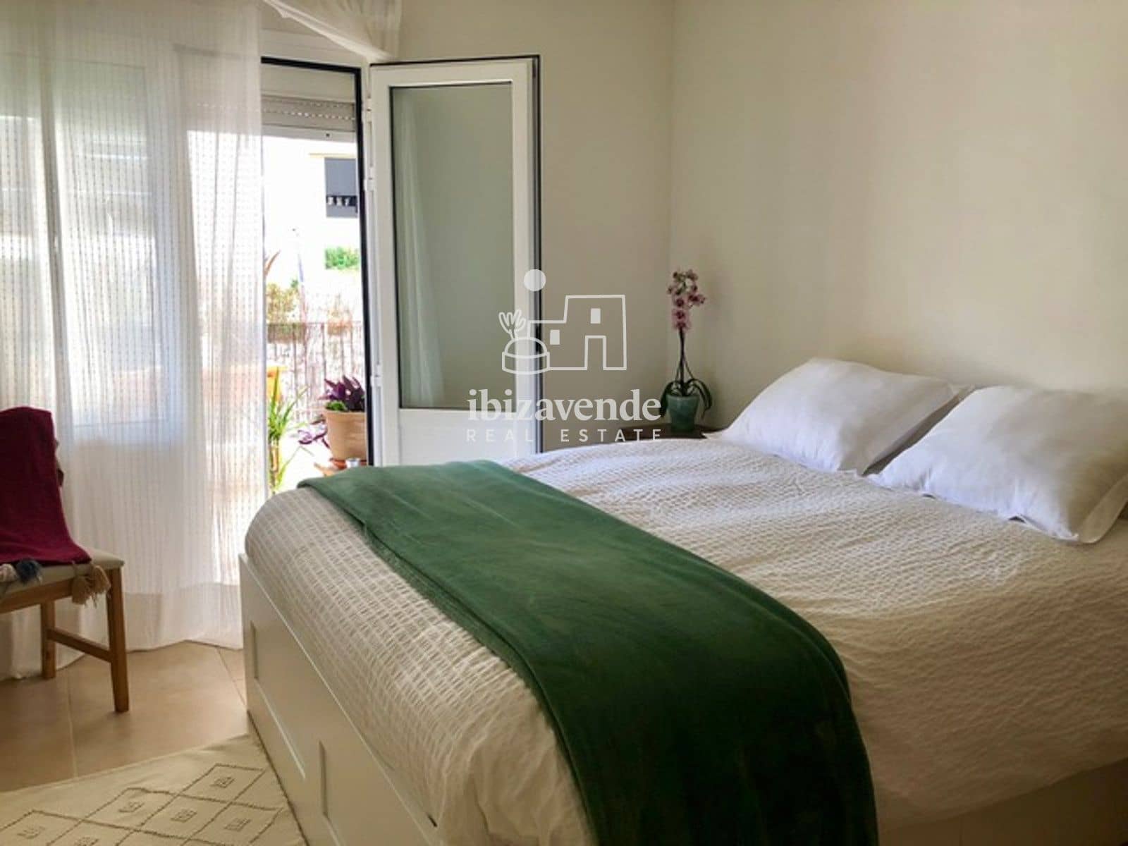3 bedroom Flat for rent in Ibiza / Eivissa town - € 4,000 (Ref: 9872365)