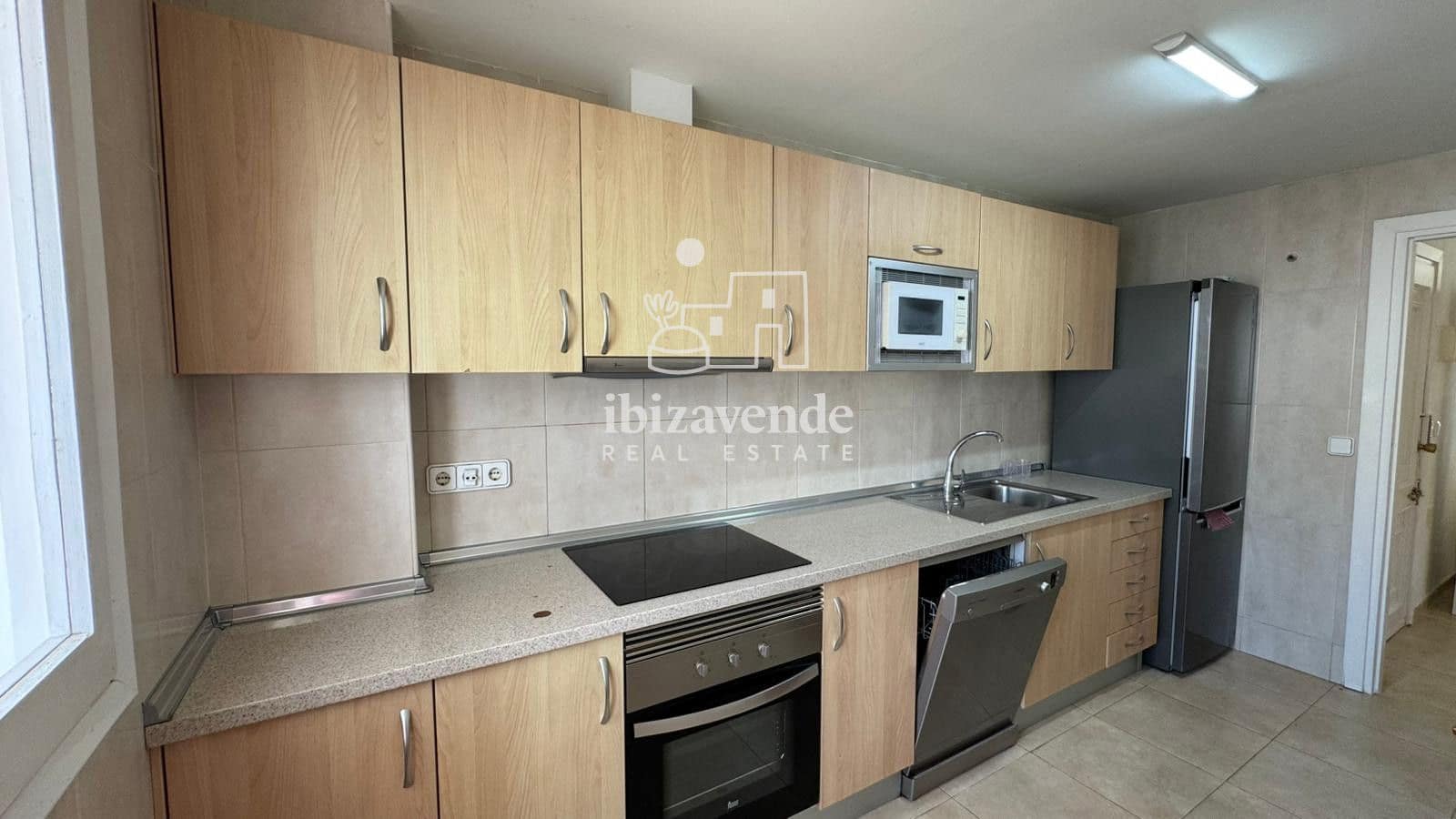 3 bedroom Flat for rent in Ibiza / Eivissa town - € 2,500 (Ref: 9872365)