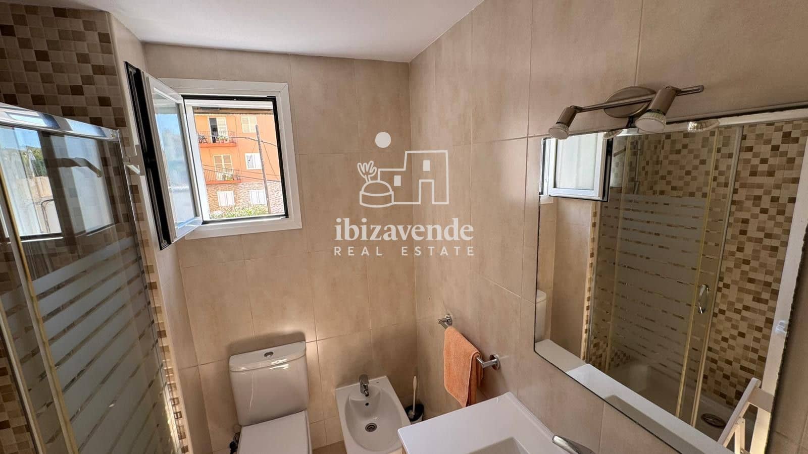 3 bedroom Flat for rent in Ibiza / Eivissa town - € 2,500 (Ref: 9872365)