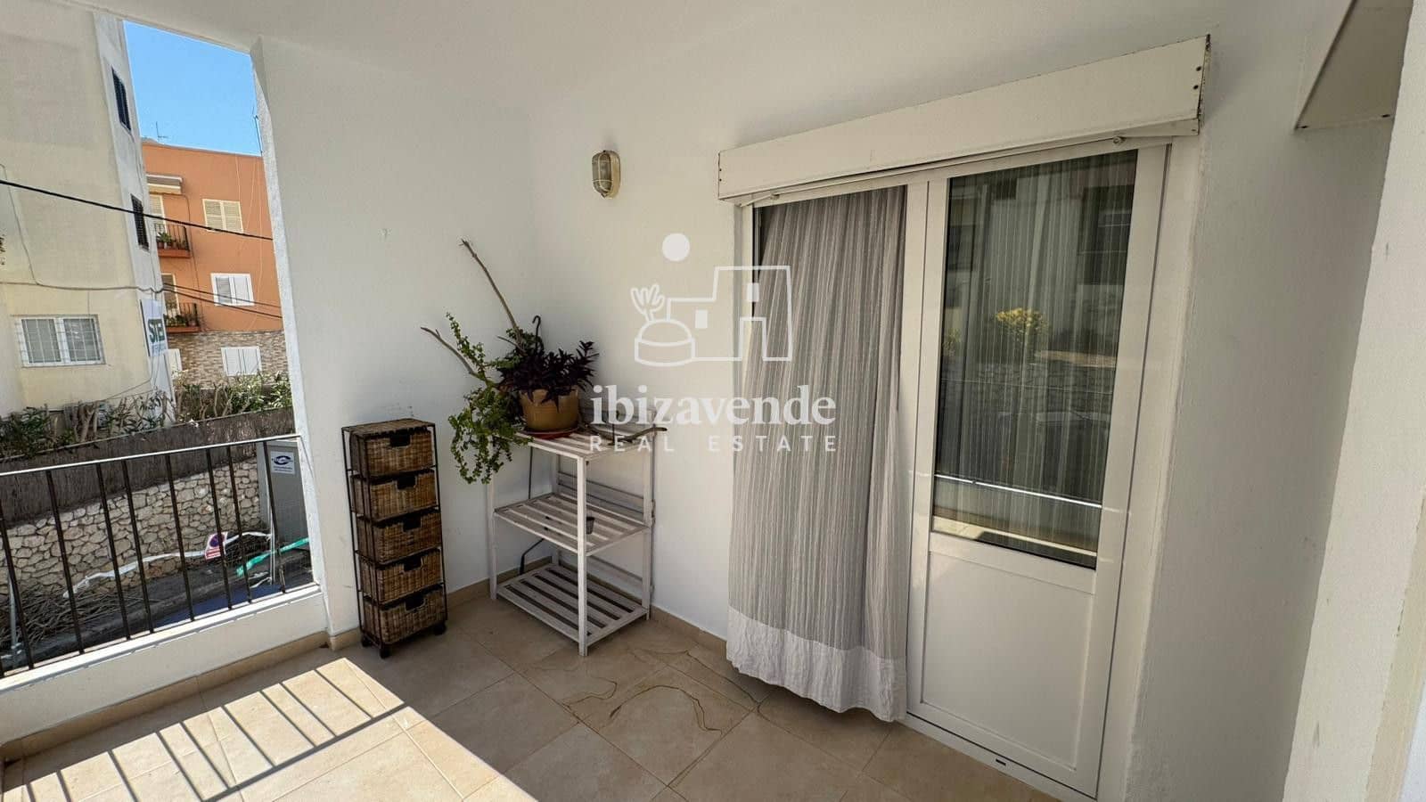 3 bedroom Flat for rent in Ibiza / Eivissa town - € 2,500 (Ref: 9872365)