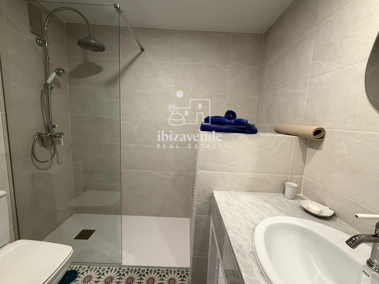 2 sypialnia Mieszkanie do wynajęcia w Cala Llenya z basenem garażem - 3 000 € (Ref: 9877438)