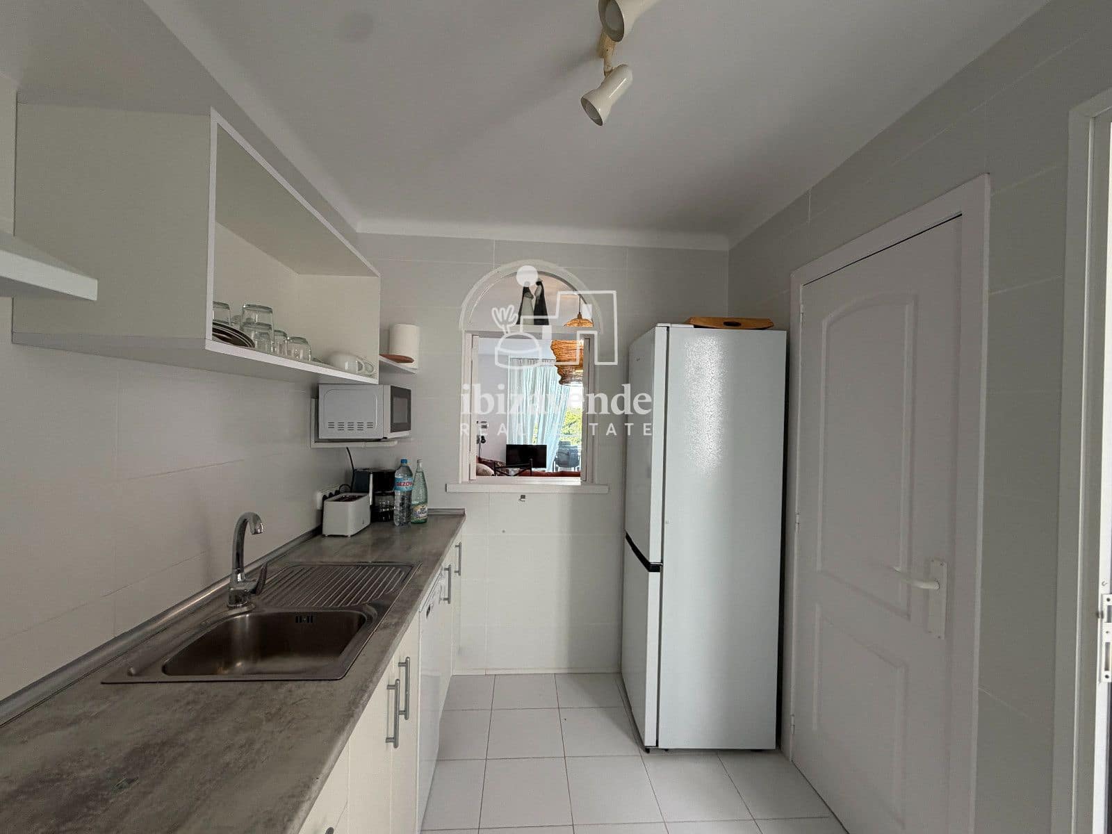 2 sypialnia Mieszkanie do wynajęcia w Cala Llenya z basenem garażem - 3 000 € (Ref: 9877438)