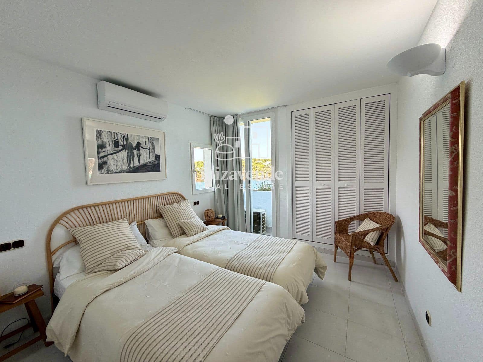 2 soverom Leilighet til leie i Cala Llenya med svømmebasseng - € 2 300 (Ref: 9877438)