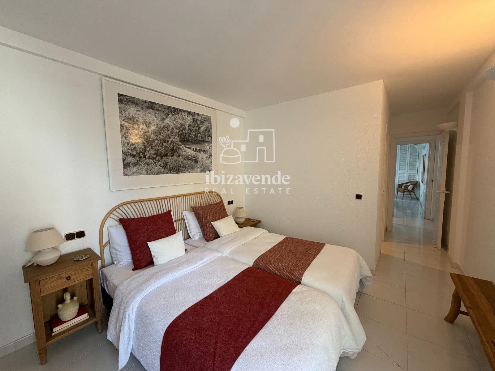 2 soverom Leilighet til leie i Cala Llenya med svømmebasseng - € 2 300 (Ref: 9877438)