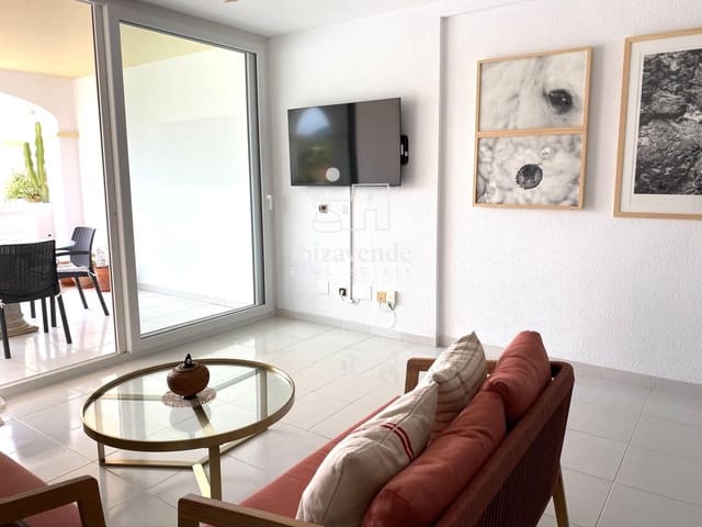 2 makuuhuone Asunto vuokrattavana paikassa Cala Llenya, Santa Eulalia / Santa Eularia mukana uima-altaan - 2 300 € (Ref: 9877438)