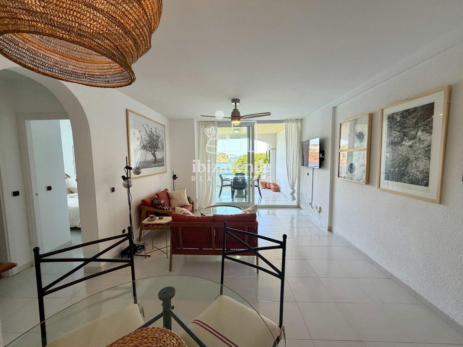 2 soverom Leilighet til leie i Cala Llenya med svømmebasseng - € 2 300 (Ref: 9877438)