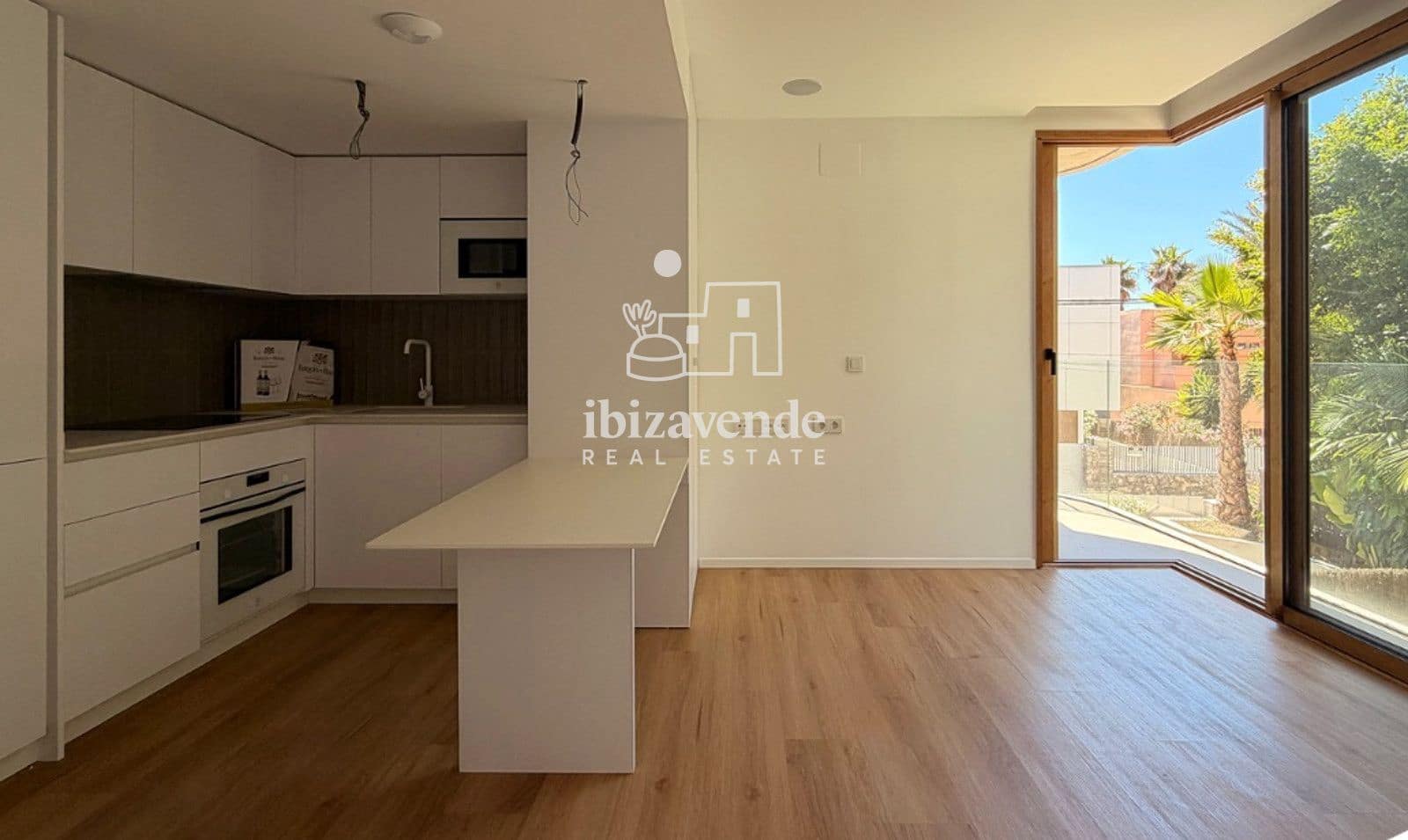 1 slaapkamer Flat te koop in Ibiza dorp met zwembad garage - € 430.000 (Ref: 9889356)