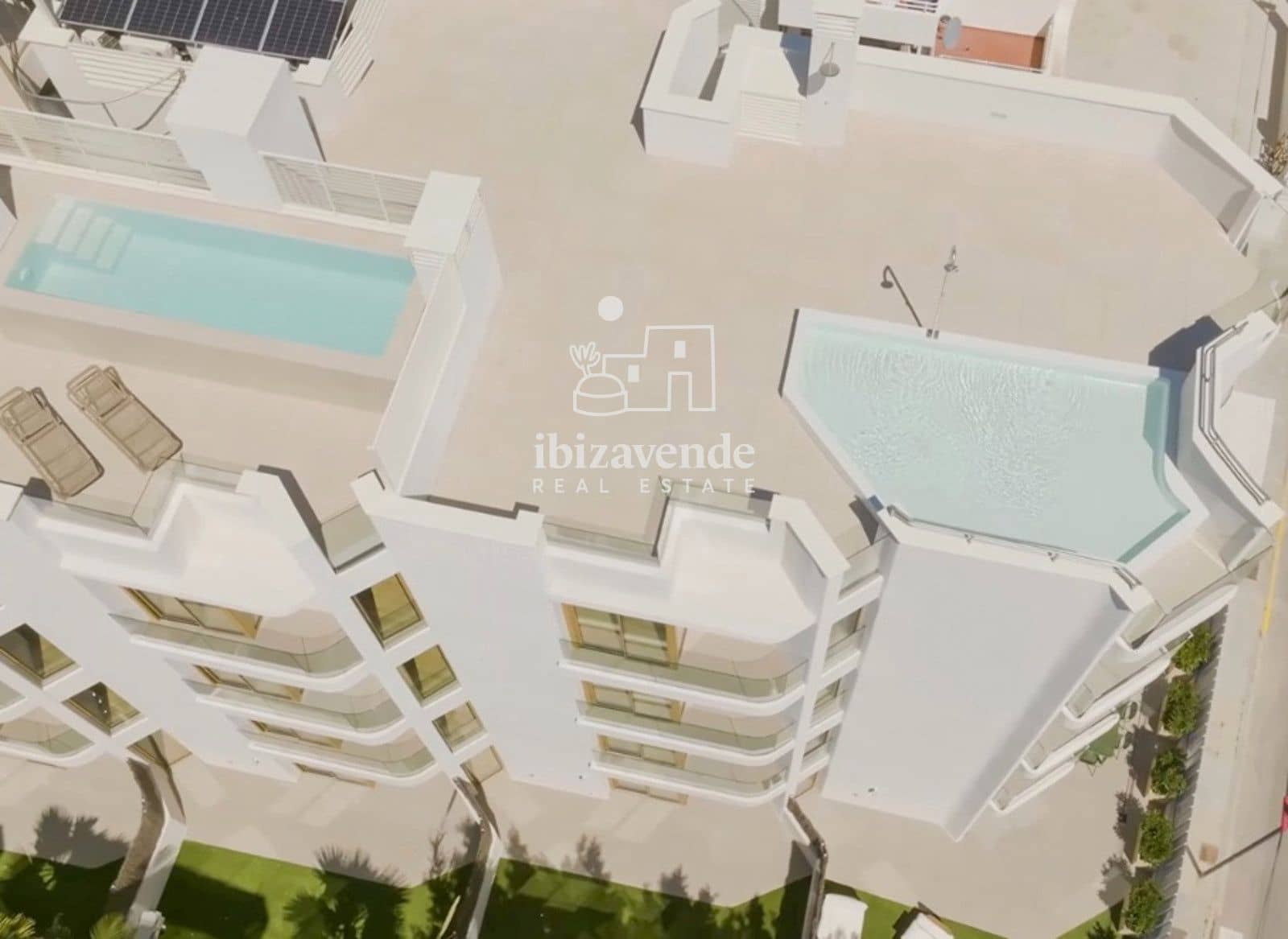 1 slaapkamer Flat te koop in Ibiza dorp met zwembad garage - € 425.000 (Ref: 9889357)