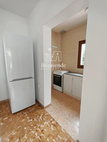 2 slaapkamer Flat te huur in Ibiza dorp - € 2.400 (Ref: 9889514)