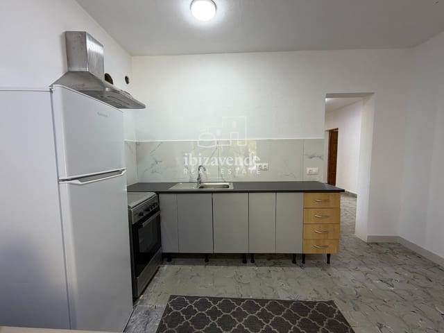 3 soveværelse Villa til leje i Sant Antoni de Portmany med garage - € 3.500 (Ref: 9890937)