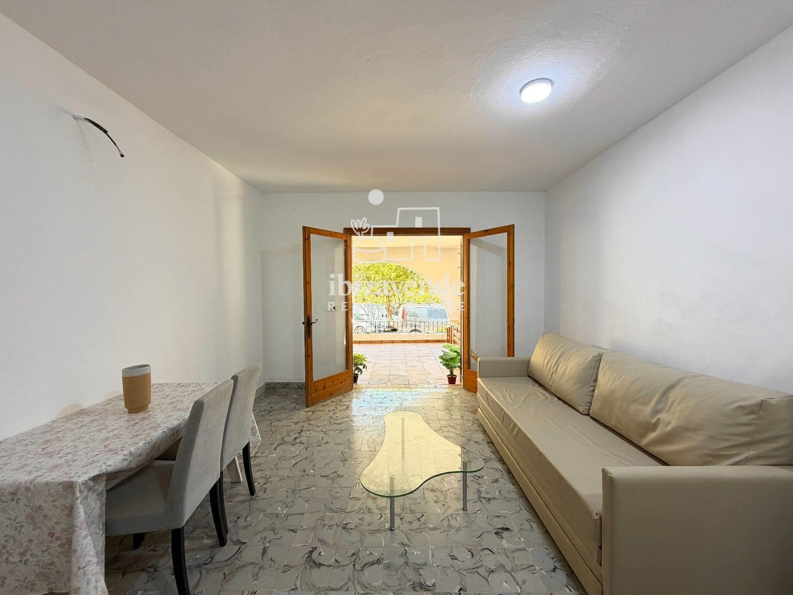 3 soveværelse Villa til leje i Sant Antoni de Portmany med garage - € 3.500 (Ref: 9890937)