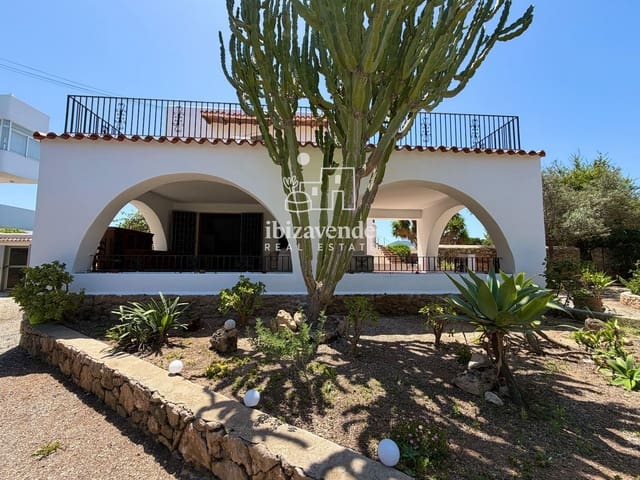 3 soveværelse Villa til leje i Sant Antoni de Portmany med garage - € 3.500 (Ref: 9890937)