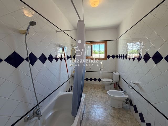 Chalet de 2 habitaciones en Cala d'en Bou, San Jose / Sant Josep de Sa Talaia en alquiler con garaje - 3.500 € (Ref: 9891037)