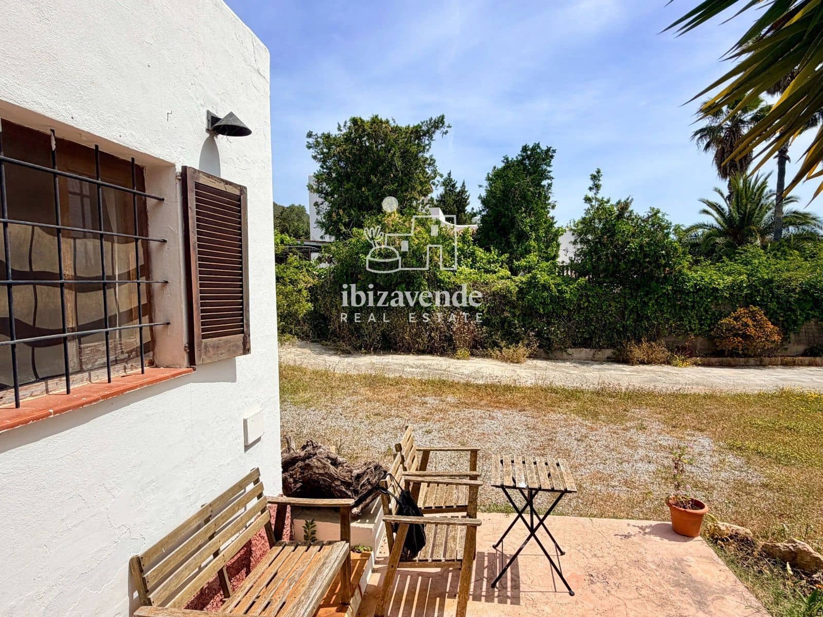 2 bedroom Villa for sale in Sant Jordi de Ses Salines - € 1,600,000 (Ref: 9895128)