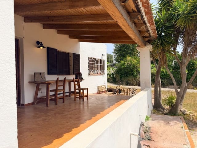 2 bedroom Villa for sale in Sant Jordi de Ses Salines, San Jose / Sant Josep de Sa Talaia - € 1,600,000 (Ref: 9895128)