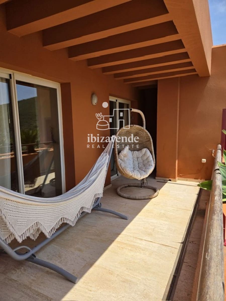 2 bedroom Flat for sale in Roca Llisa with pool garage - € 990,000 (Ref: 9898364)