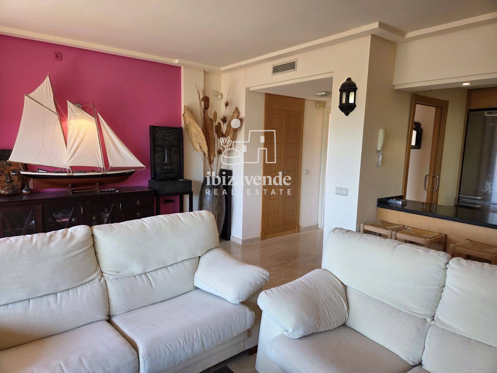 2 bedroom Flat for sale in Roca Llisa with pool garage - € 990,000 (Ref: 9898364)