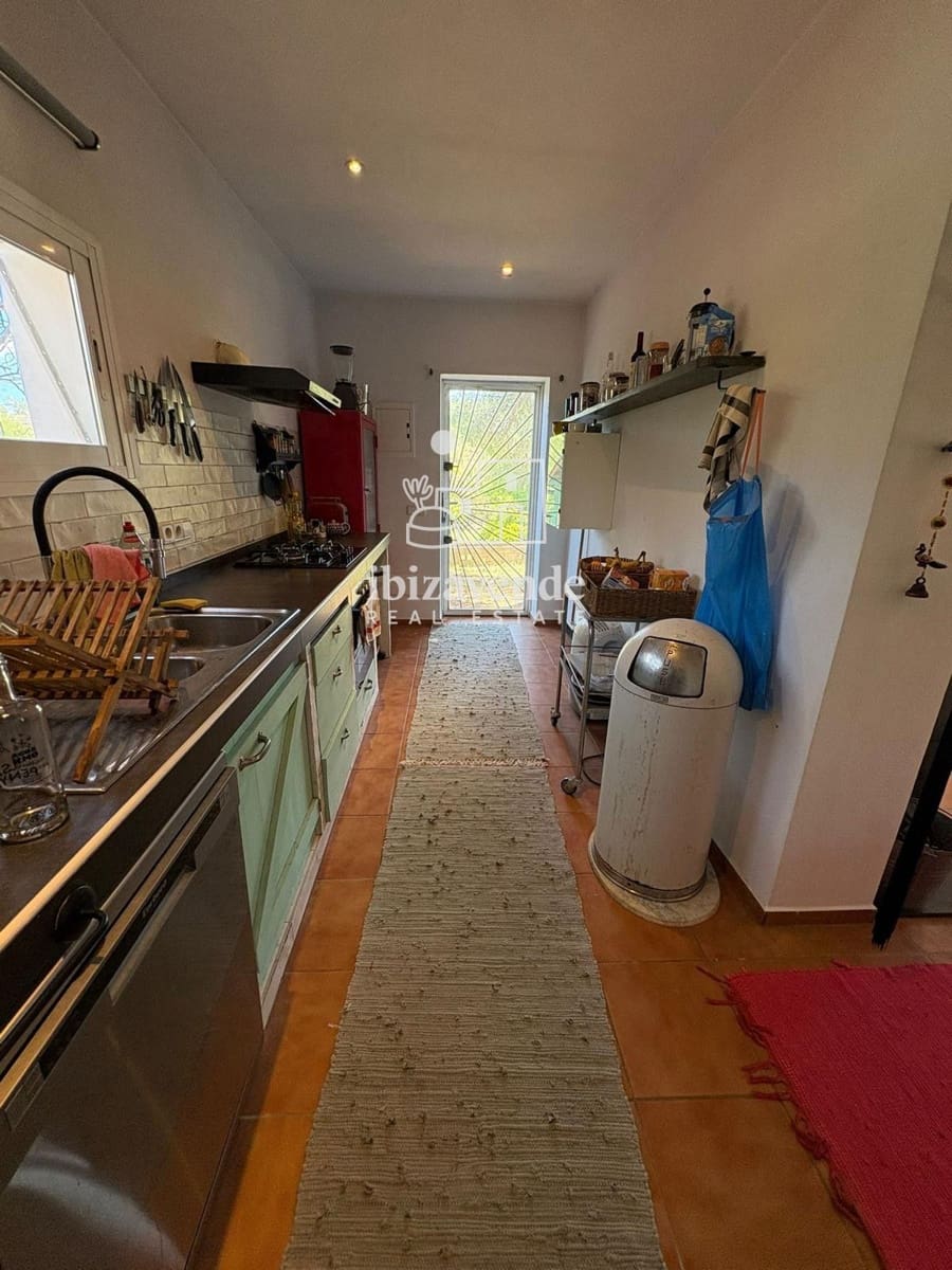 1 quarto Moradia para arrendar em Santa Eulalia / Santa Eularia com piscina garagem - 1 700 € (Ref: 9905312)