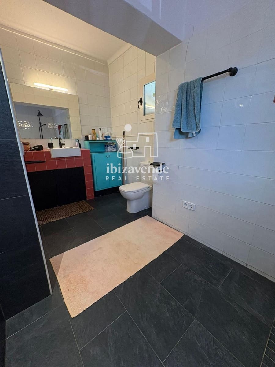 1 quarto Moradia para arrendar em Santa Eulalia / Santa Eularia com piscina garagem - 1 700 € (Ref: 9905312)