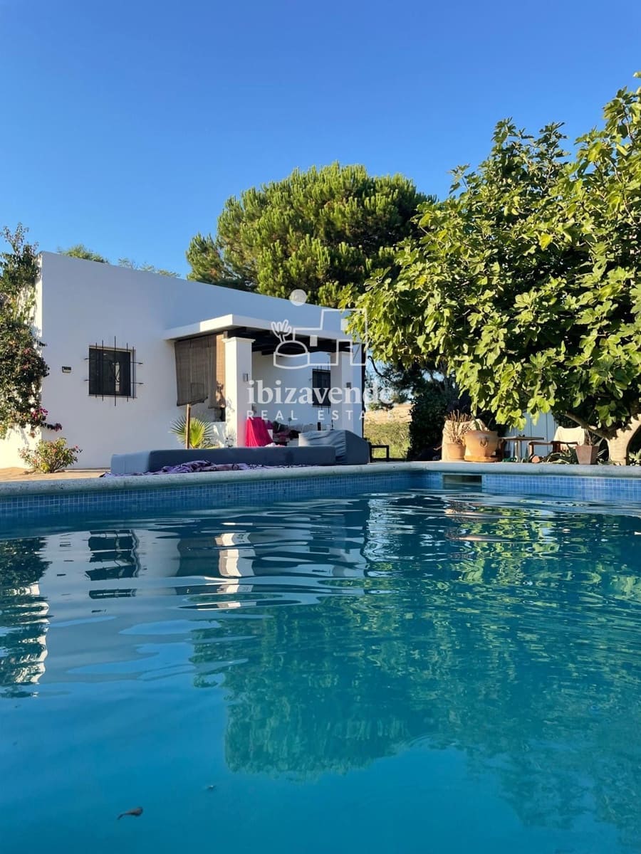 1 quarto Moradia para arrendar em Santa Eulalia / Santa Eularia com piscina garagem - 1 700 € (Ref: 9905312)