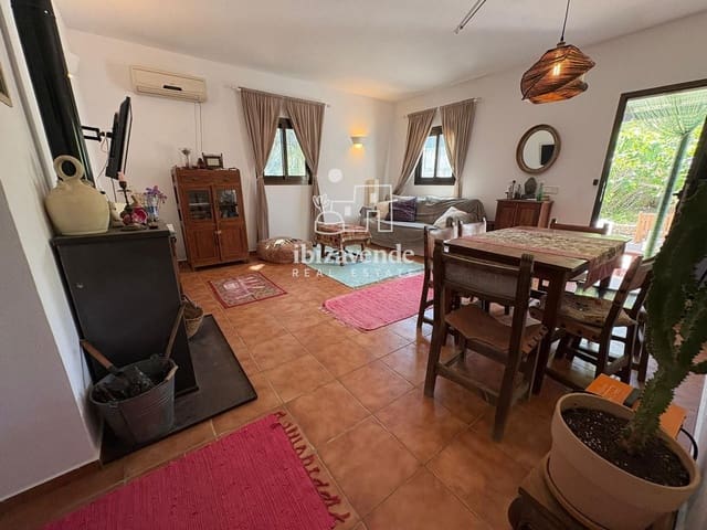 1 quarto Moradia para arrendar em Santa Eulalia / Santa Eularia com piscina garagem - 1 700 € (Ref: 9905312)