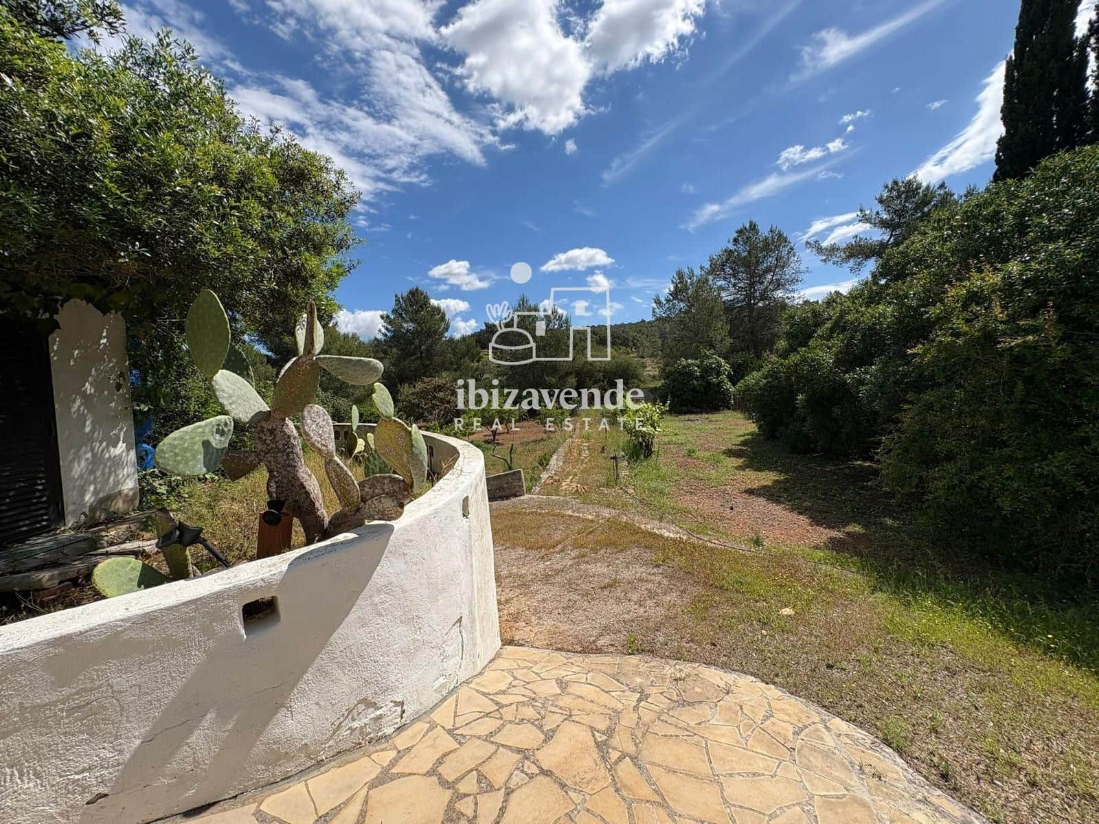 1 quarto Moradia para arrendar em Santa Eulalia / Santa Eularia com piscina garagem - 1 700 € (Ref: 9905312)