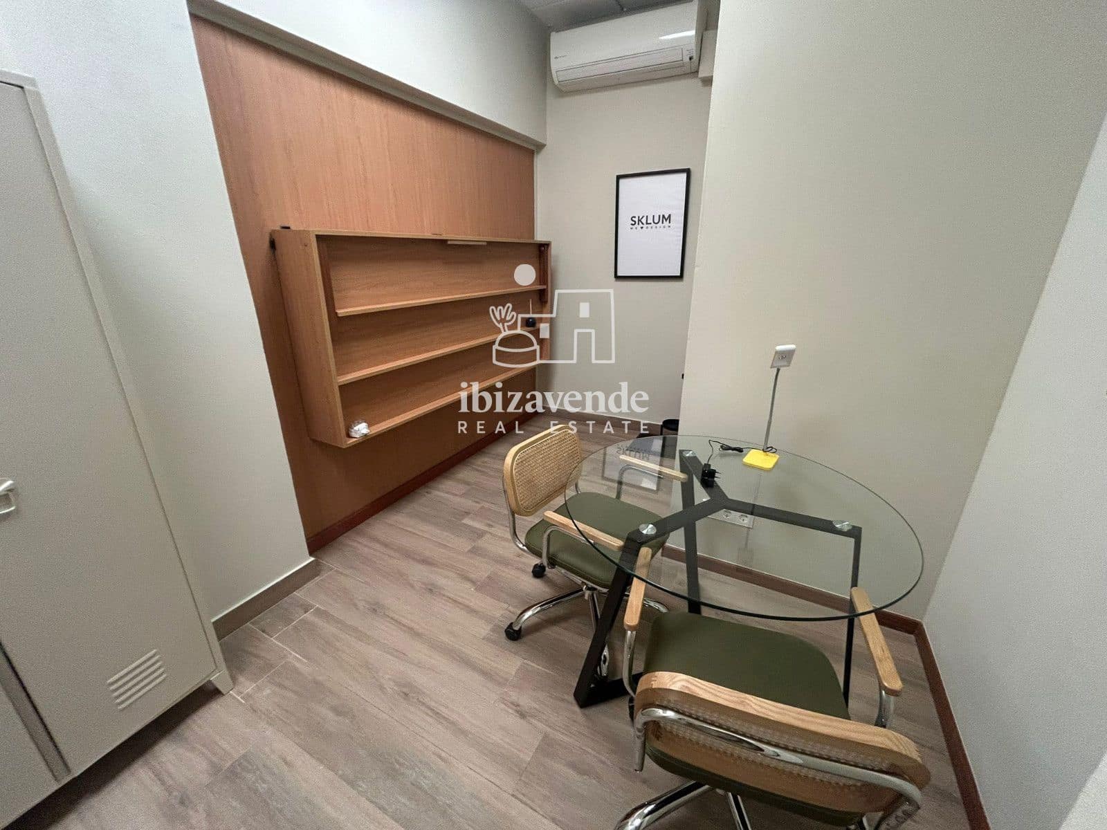 Local Comercial en Ibiza / Eivissa ciudad en venta - 390.000 € (Ref: 9916220)