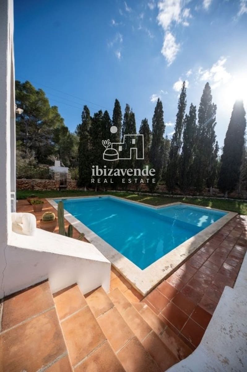 Villa te koop in Roca Llisa met zwembad garage - € 3.200.000 (Ref: 9918983)