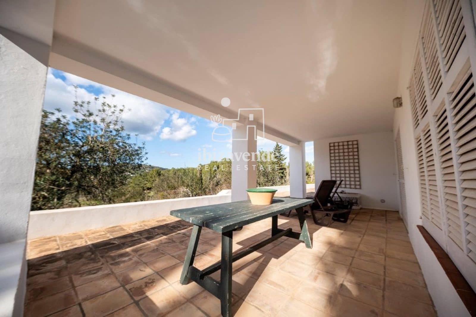 Villa te koop in Roca Llisa met zwembad garage - € 3.200.000 (Ref: 9918983)