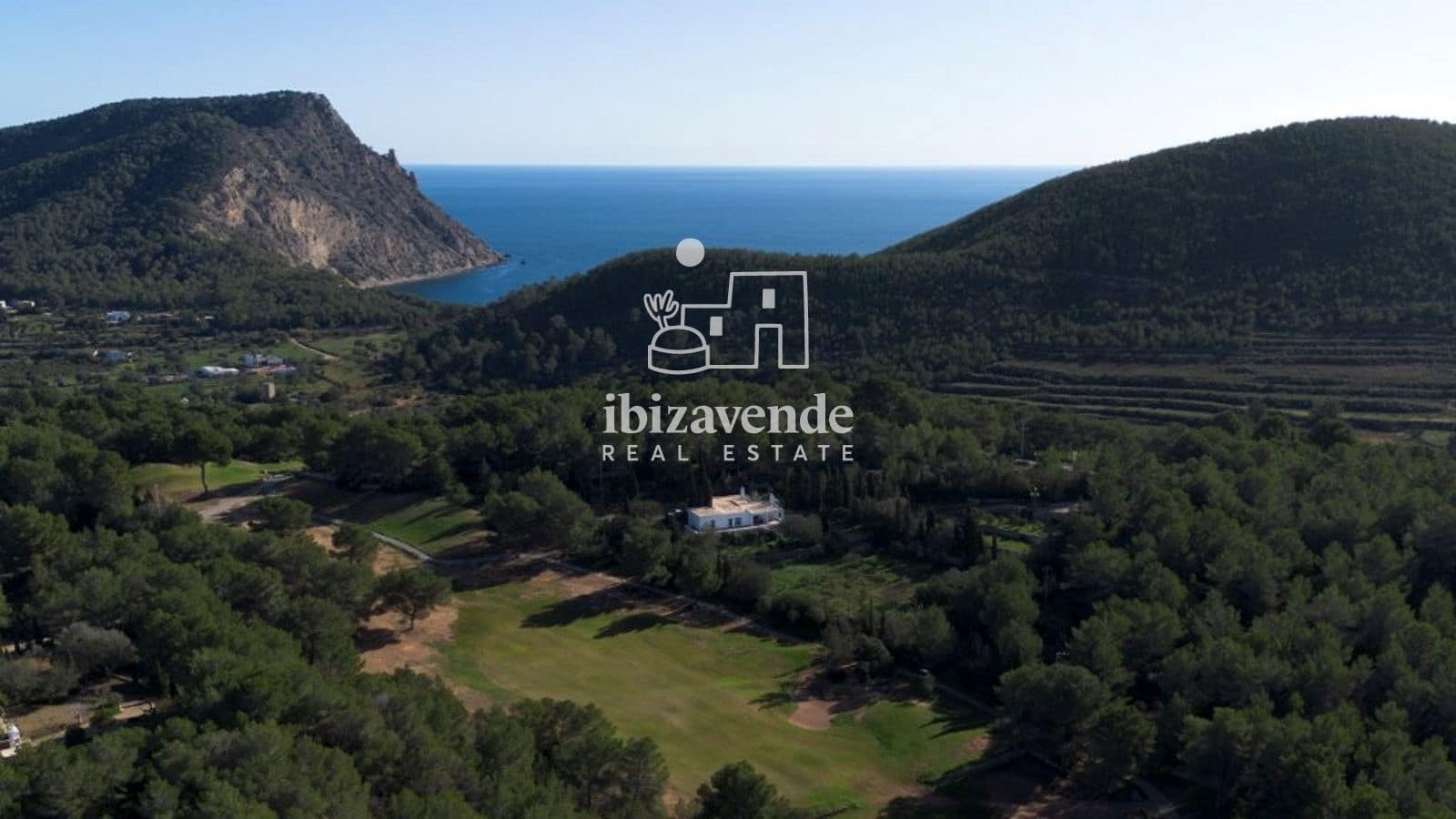 Villa te koop in Roca Llisa met zwembad garage - € 3.200.000 (Ref: 9918983)