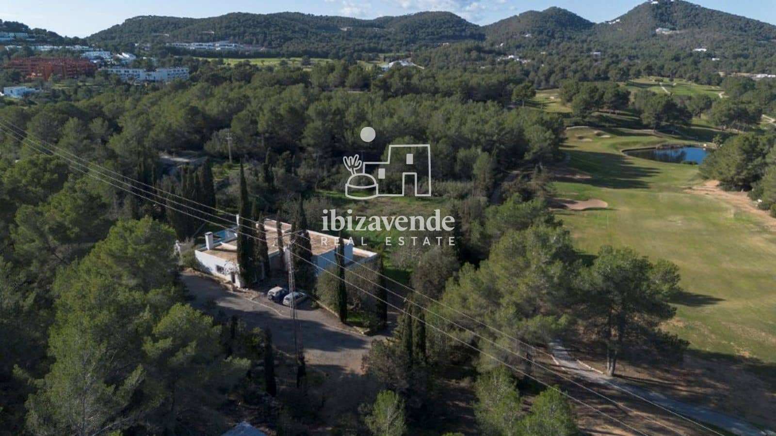 Villa te koop in Roca Llisa met zwembad garage - € 3.200.000 (Ref: 9918983)
