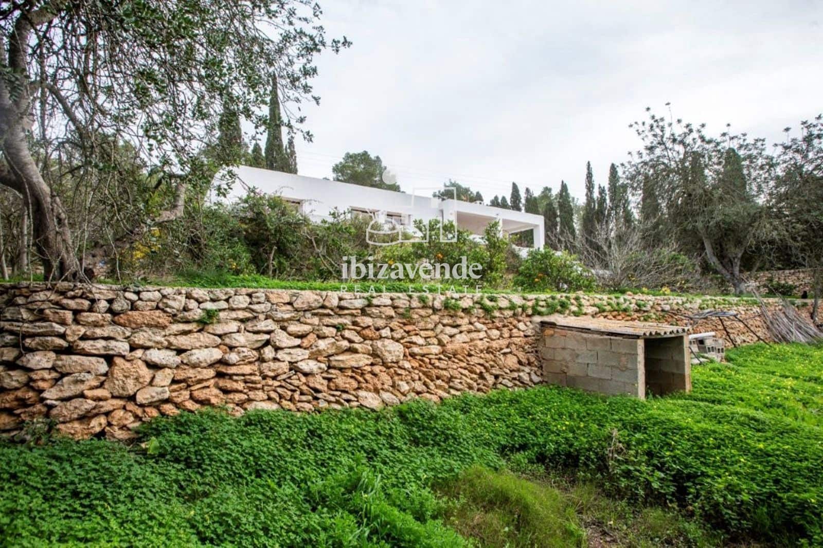 Villa te koop in Roca Llisa met zwembad garage - € 3.200.000 (Ref: 9918983)
